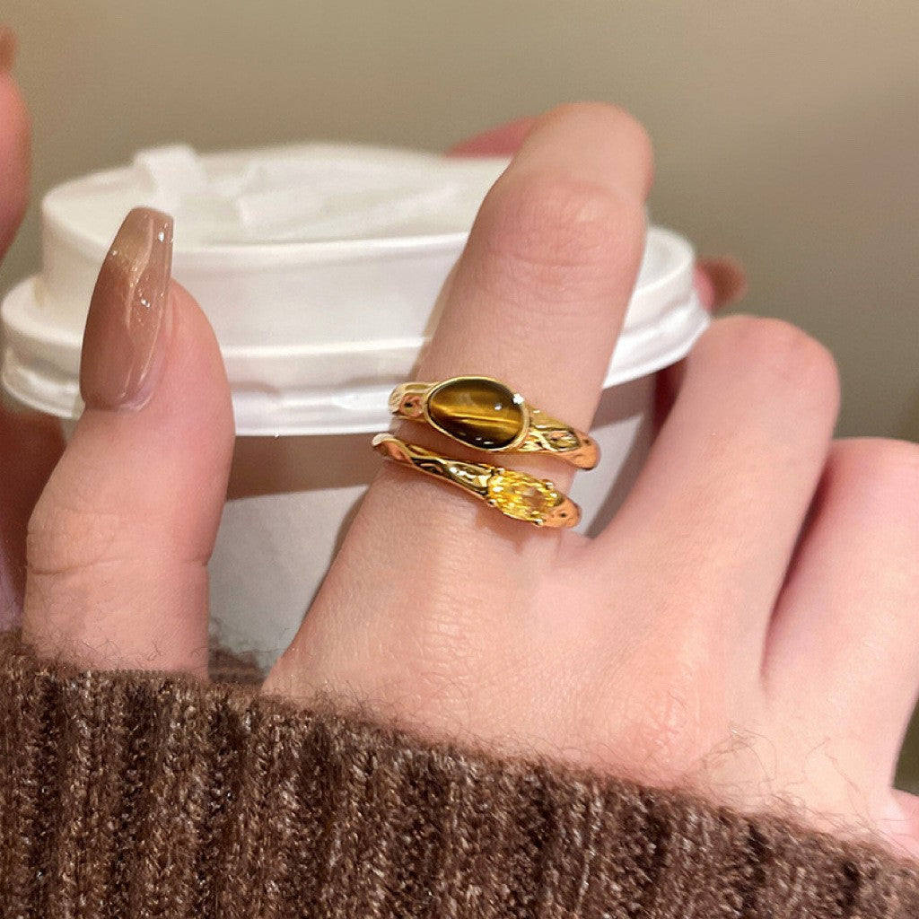 Anillo Maillard vintage de oro con girasol y ojo de tigre 