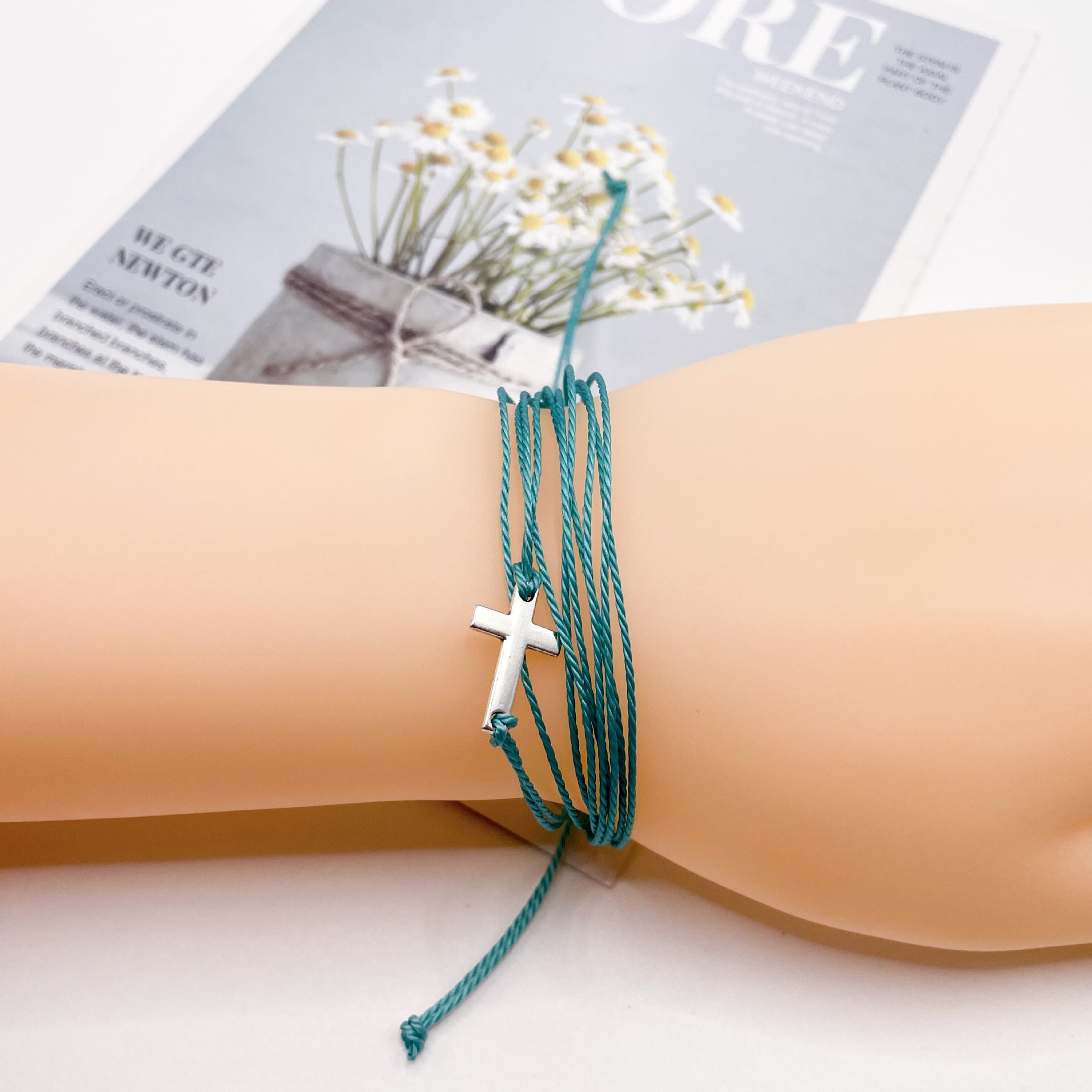 Pulsera tejida en cera, resistente al agua, con cuerda de la amistad, pulsera cruzada para surfear en la playa.