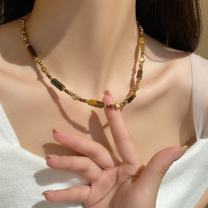 Collar de perlas, piedra de ojo de tigre, collar de bolas de oro pequeñas, cadena de piedra natural 