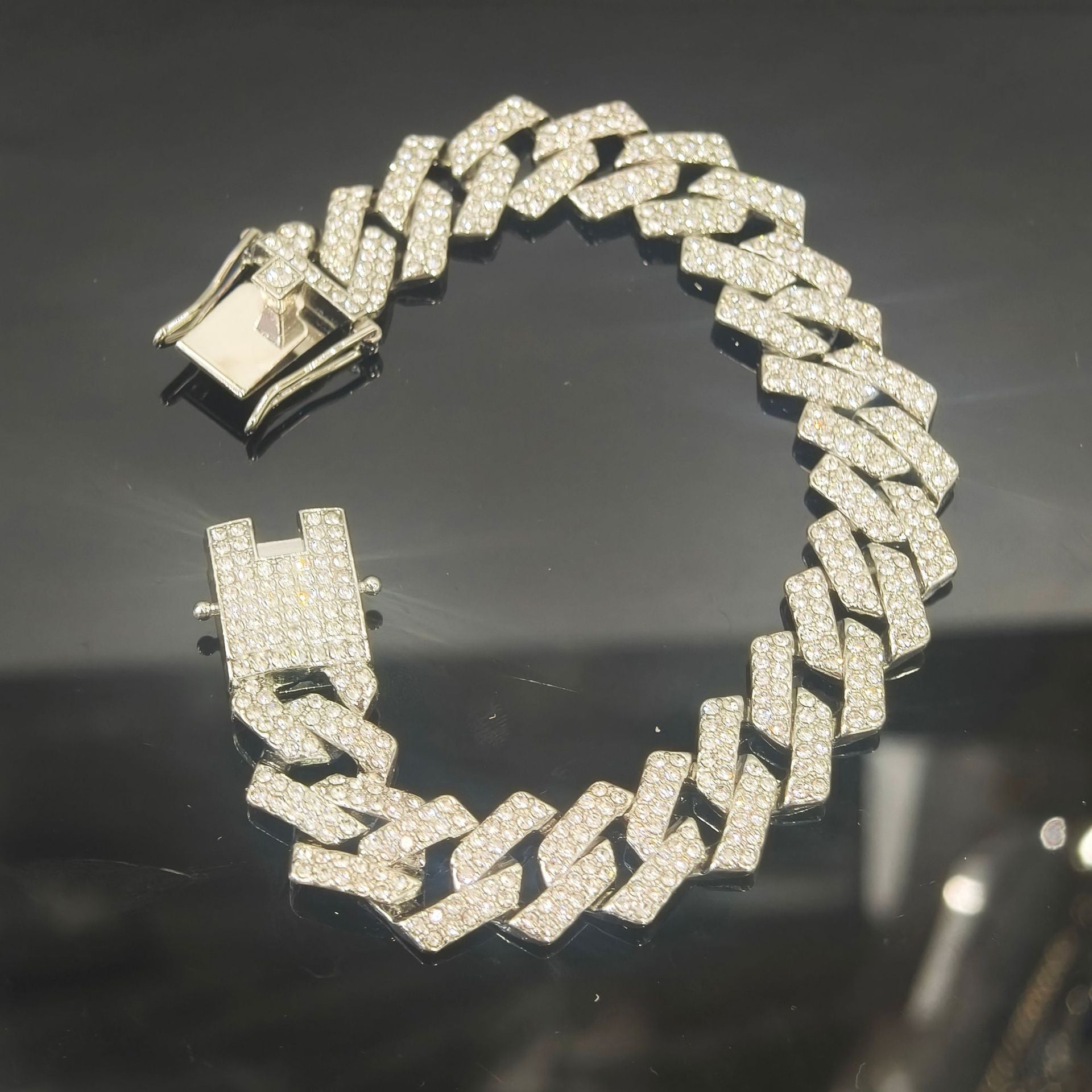 Collar de hip hop para hombre, cadena cubana de aleación de 15 mm con rombos de diamantes, doble fila, estilo hip hop 