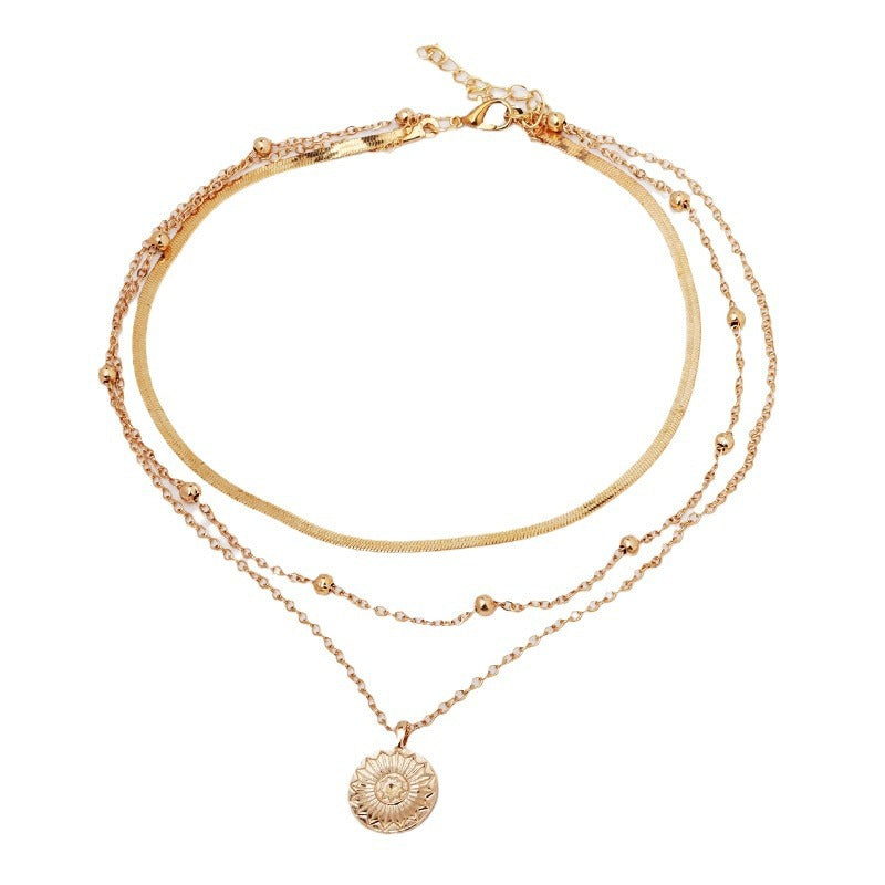 Collar con colgante de loto de aleación apilada y cadena de cuello multicapa 