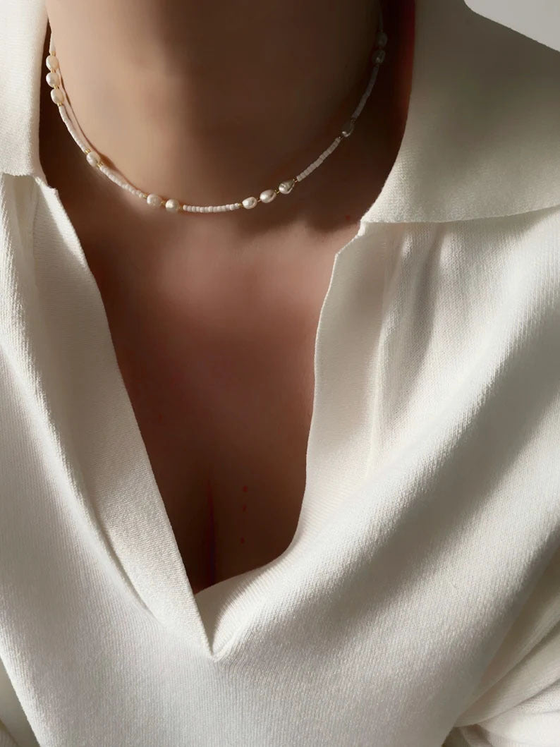 Collar de perlas retro con colgante de perla de forma especial para mujer