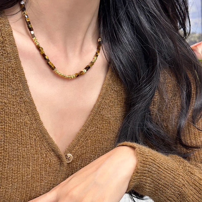 Collar de perlas, piedra de ojo de tigre, collar de bolas de oro pequeñas, cadena de piedra natural 