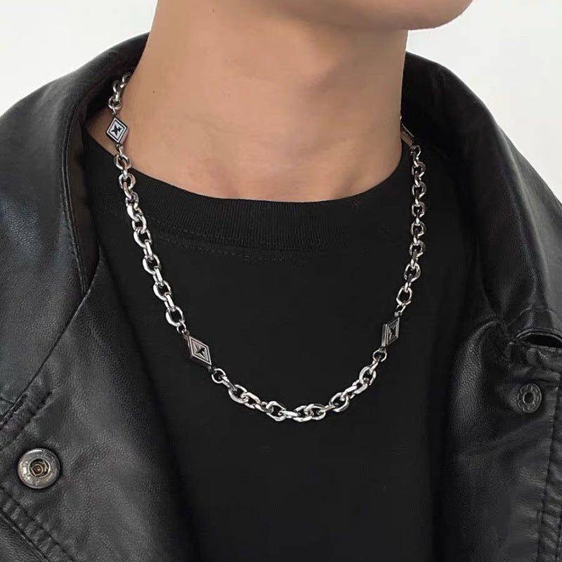 Collar de cadena cubana para hombre con circonitas cruzadas de acero y titanio 