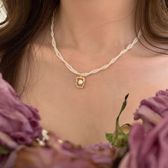 Cadena de clavícula de perla natural con doble cuello cuadrado 