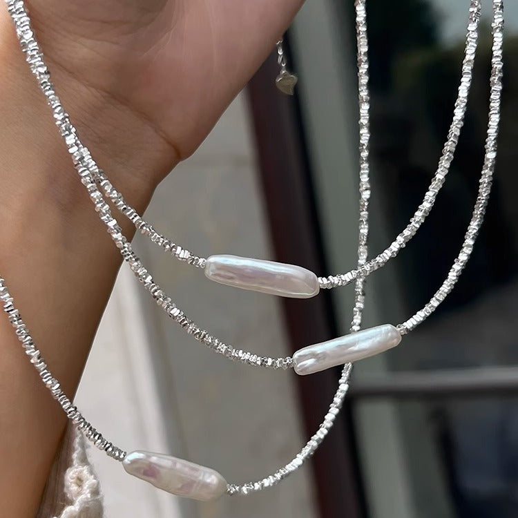Collar de perlas barrocas naturales en barra de plata 