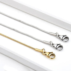 Collar de acero de titanio con cadena de hueso de serpiente redondo galvanizado al vacío 