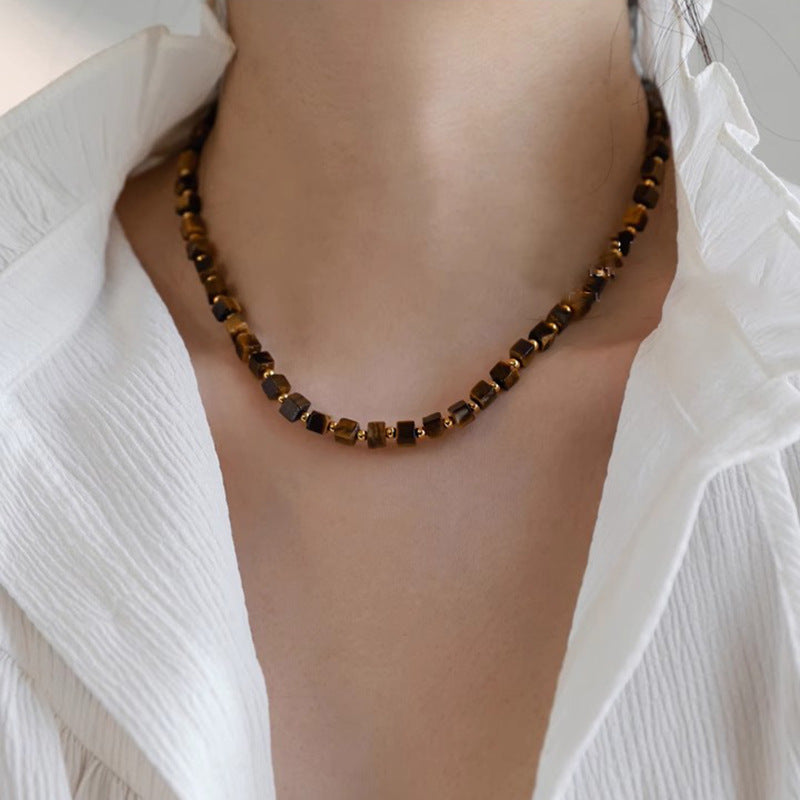Collar de perlas, piedra de ojo de tigre, collar de bolas de oro pequeñas, cadena de piedra natural 