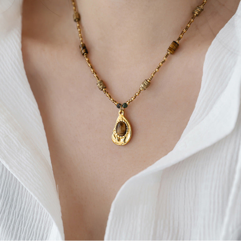 Collar de perlas, piedra de ojo de tigre, collar de bolas de oro pequeñas, cadena de piedra natural 