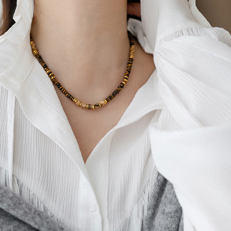 Collar de perlas, piedra de ojo de tigre, collar de bolas de oro pequeñas, cadena de piedra natural 