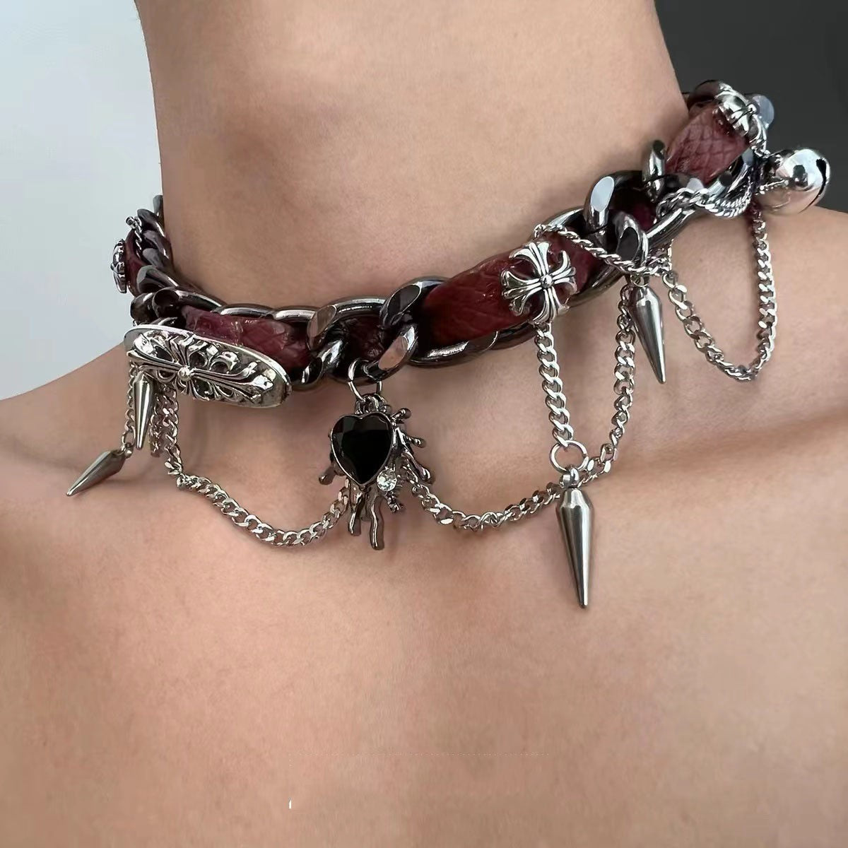Collar de cadena cubana para hombre con circonitas cruzadas de acero y titanio 