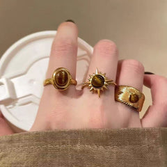 Anillo Maillard vintage de oro con girasol y ojo de tigre 