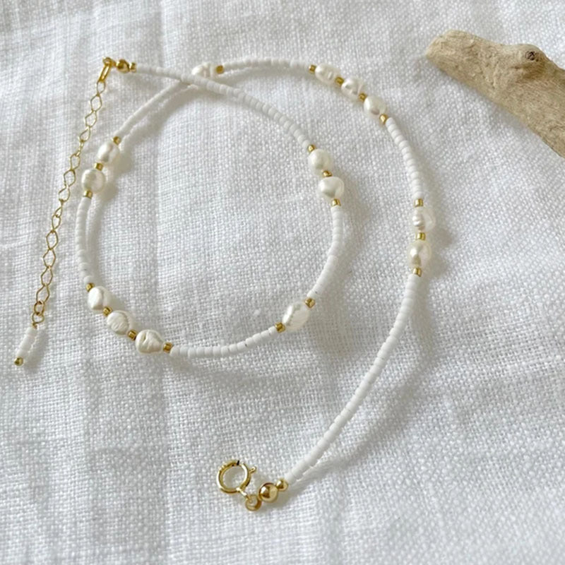Collar de perlas retro con colgante de perla de forma especial para mujer