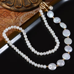 Collar de perlas naturales de agua dulce con botón barroco y cadena de clavícula