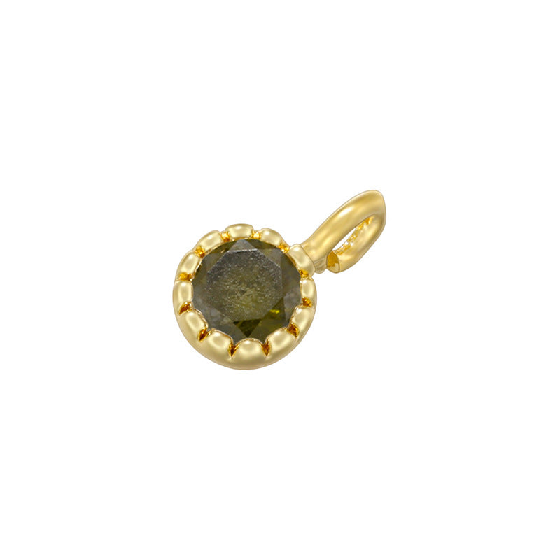 Colgantes pequeños hechos a mano con diamantes de colores y incrustaciones de cobre. 