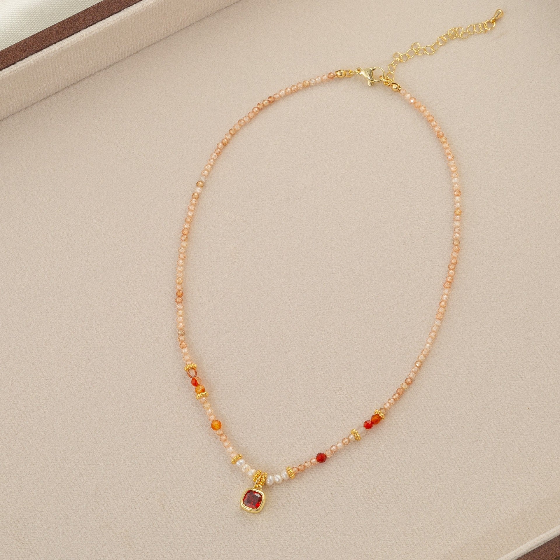 Collar de perlas de agua dulce de piedra natural con cadena de clavícula con cuentas 