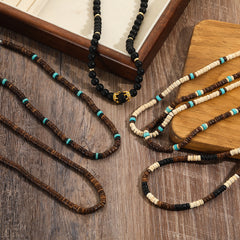 Collar corto con cuentas de madera de concha de coco bohemio para hombre, con tiras apiladas y cuentas turquesas, cadena de clavícula.