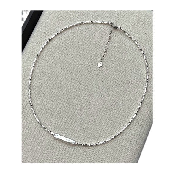 Collar de perlas barrocas naturales en barra de plata 