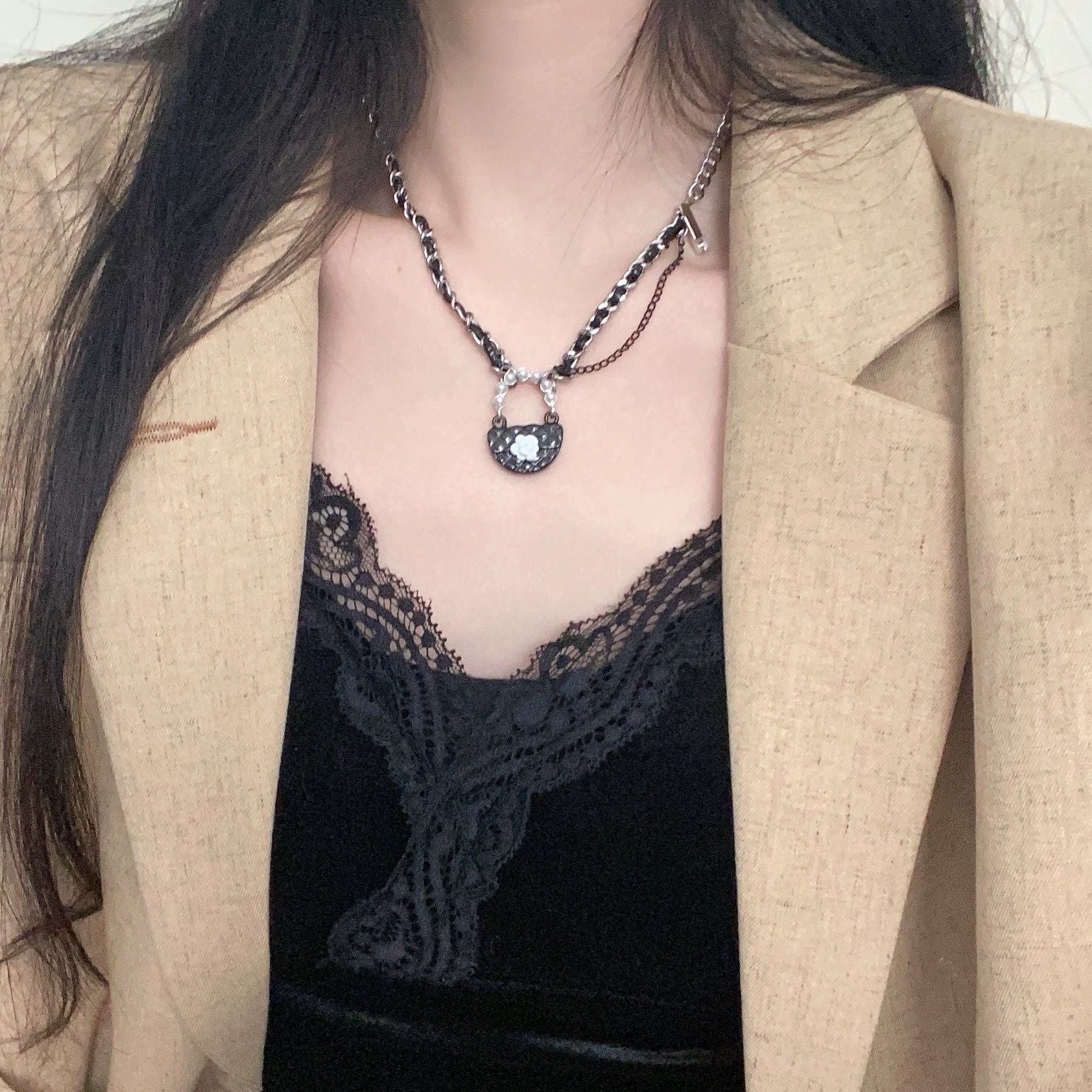 Collar de cadena cubana para hombre con circonitas cruzadas de acero y titanio 