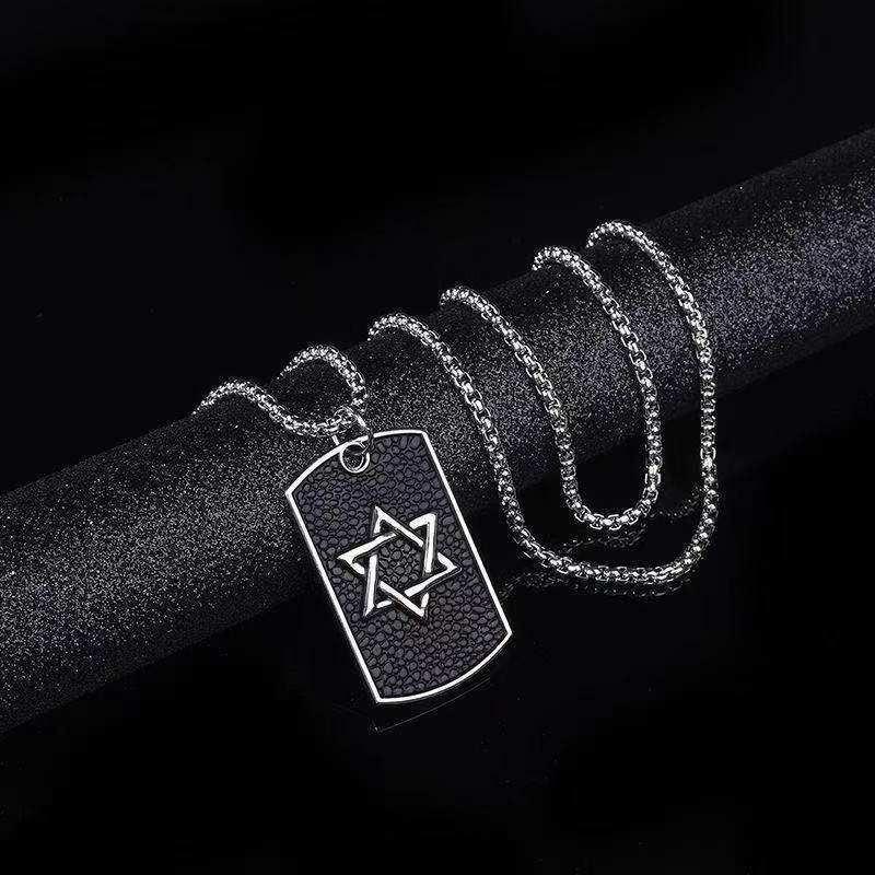 Collar de acero de titanio con colgante de hip hop para hombre 