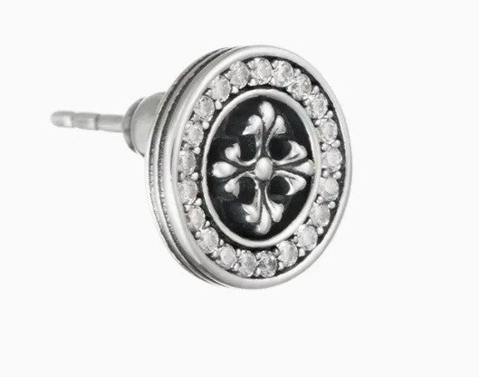 Pendientes de hombre con cruz de flor y circonita blanca 