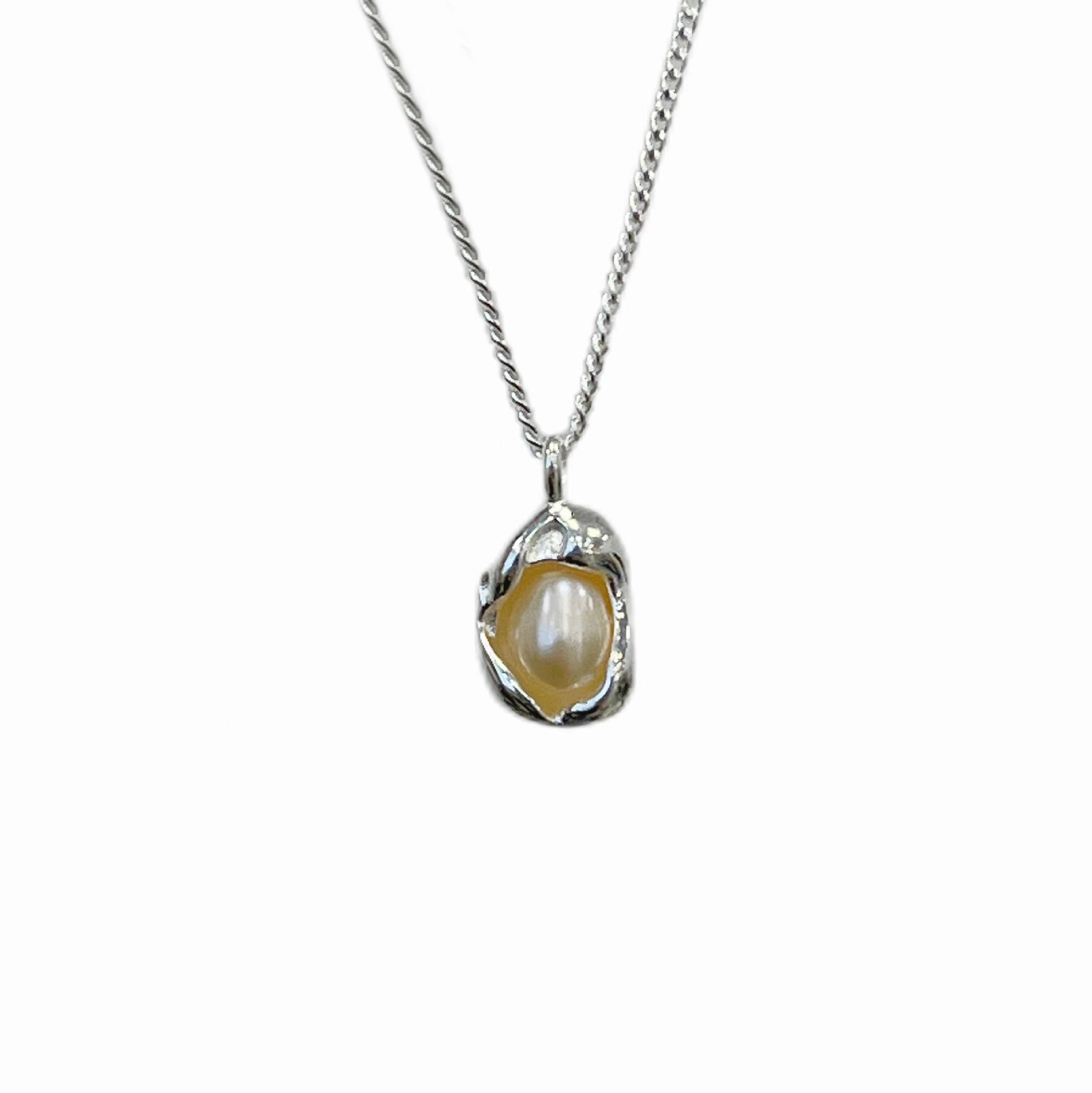 Collar de plata de ley 925 con perla y guisante 