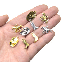 Accesorios de aleación para hacer tú mismo: colgantes de zapatos, sombreros y caballos de mezclilla estilo western 