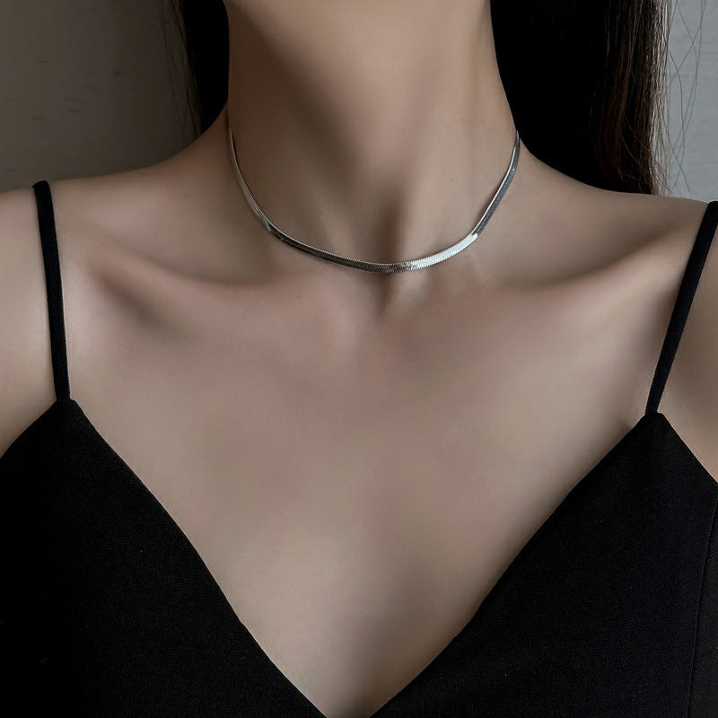 Collar de cadena cubana para hombre con circonitas cruzadas de acero y titanio 